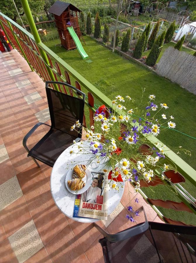 Afrodita Hotel Sturovo Ngoại thất bức ảnh