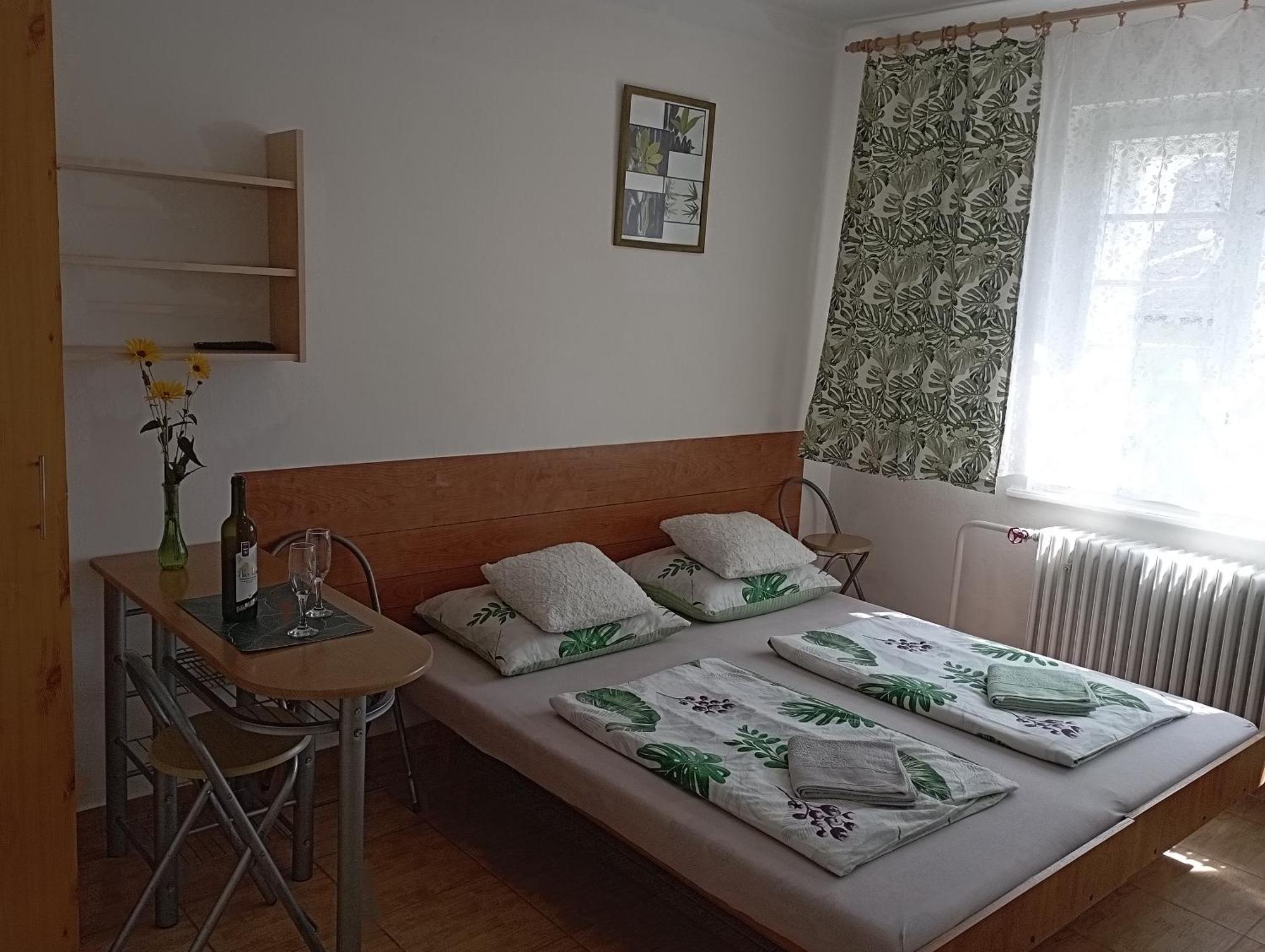 Afrodita Hotel Sturovo Ngoại thất bức ảnh