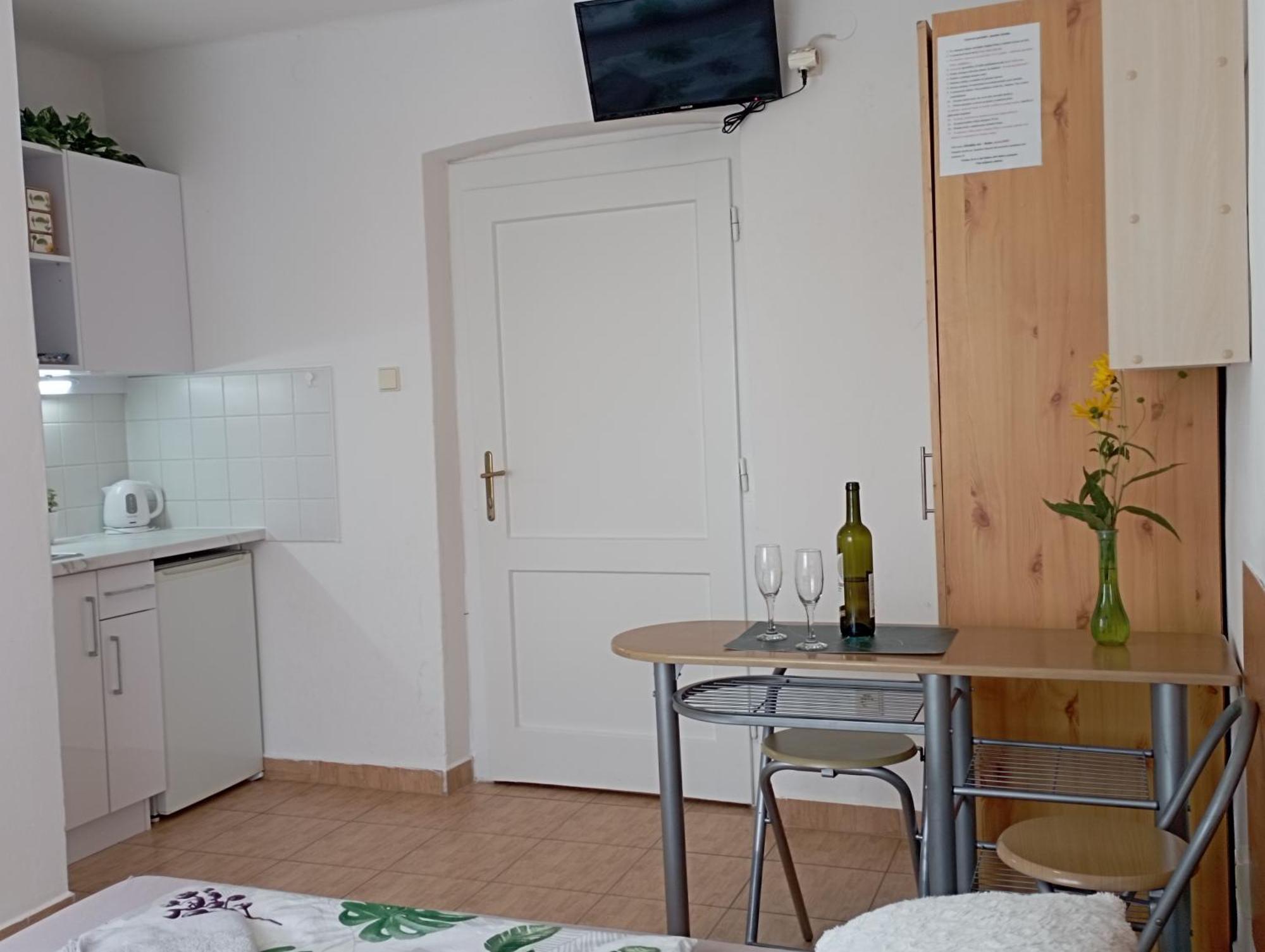 Afrodita Hotel Sturovo Ngoại thất bức ảnh