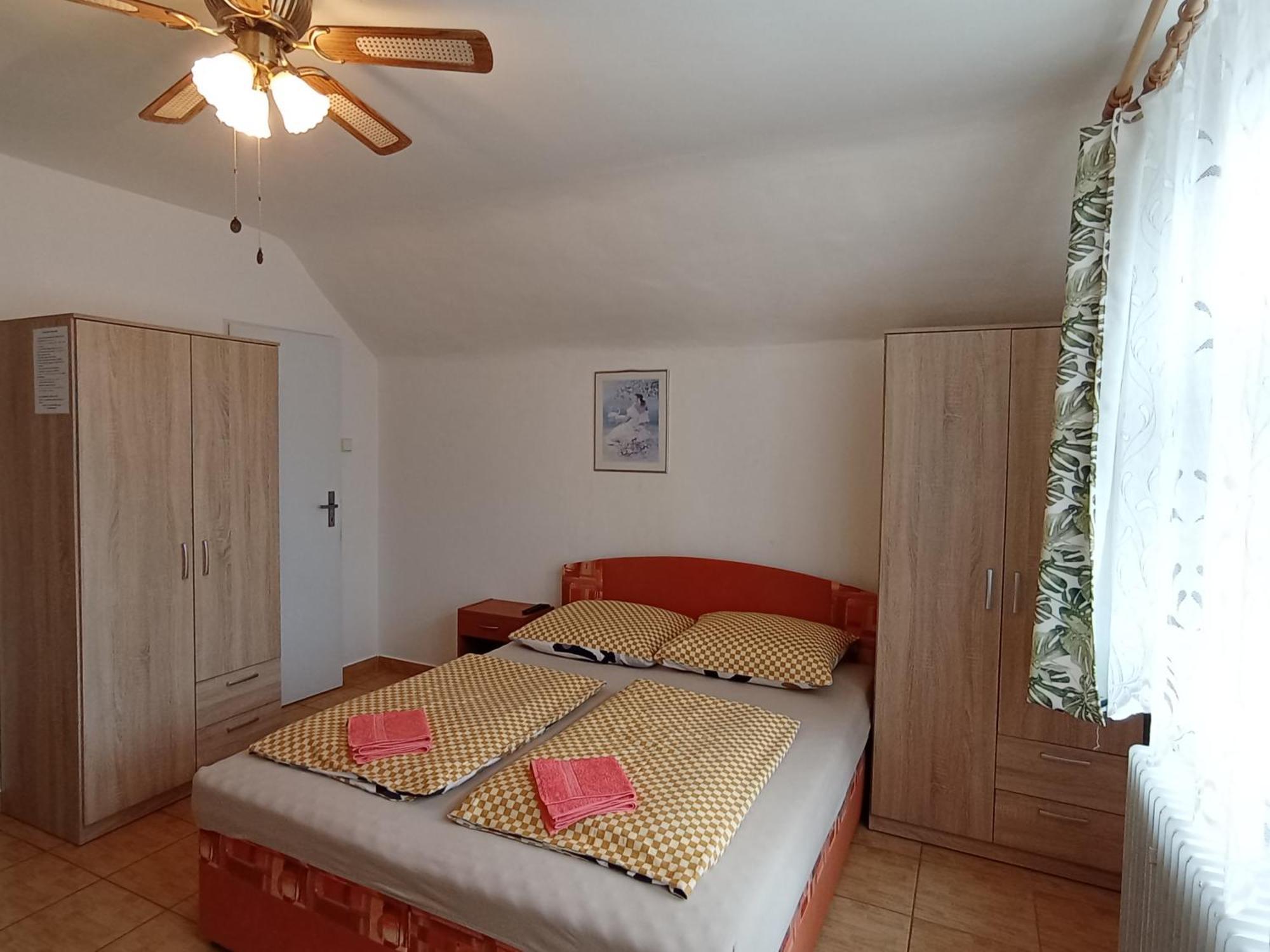 Afrodita Hotel Sturovo Ngoại thất bức ảnh